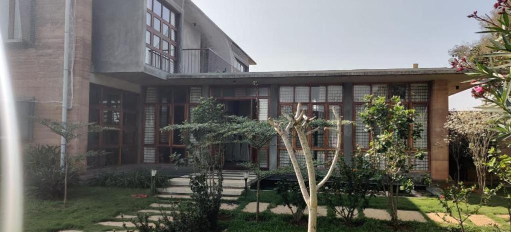 Serene Meadows Villa Bangalore Esterno foto